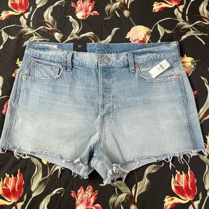 NWT Gap denim shorts